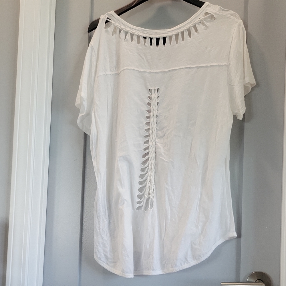 Harley-Davidson White Cut-Out Tee with Graphic Text - Picture 6 of 9